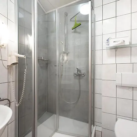 Apartment Gaestehaus Muehlenhof - Mueller-thurgau Maring-Noviand